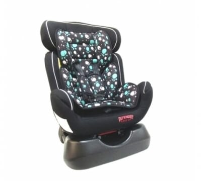 כיסא בטיחות איזי גו Easy Go מבית דיפנדר Defender בצבע שחור עיגולים